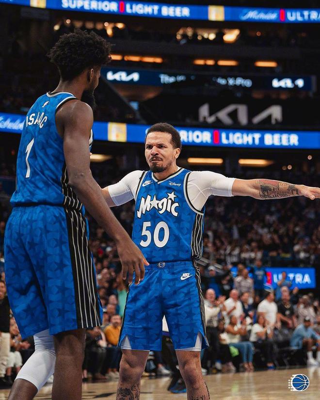 九游app下载链接-字母哥在密尔沃基的人气