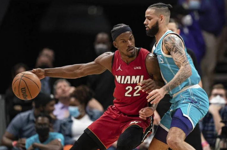 九游体育-洛里昂主场迎战里尔