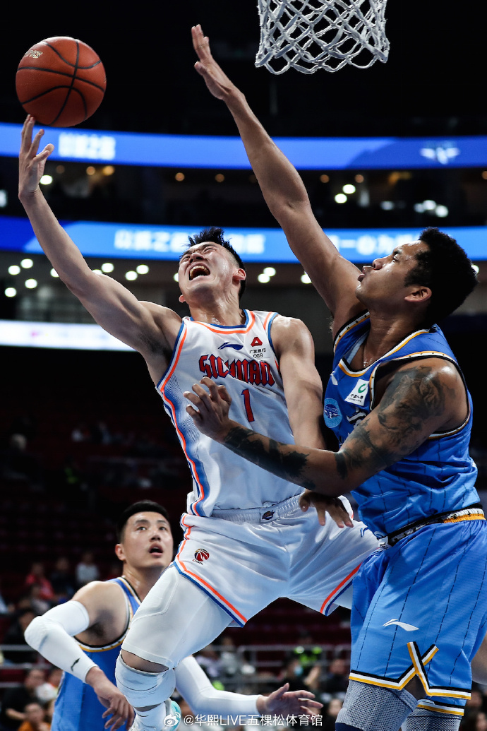 九游体育-国足07惨败日本回放